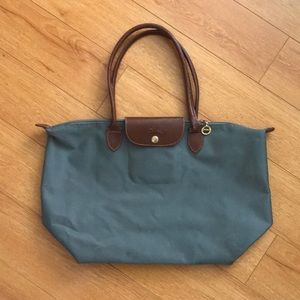 Longchamp Le Pliage Medium Tote